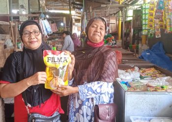 Warga Dasan Agung : Pak Walikota, Tolong Minyak Goreng Masih Langka !!