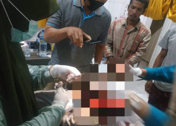 Dibakar Api Cemburu, Pria Tebas Pacar Mantan Istri Pakai Parang
