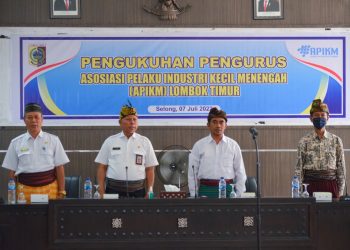 Kukuhkan Pengurus APIKM, Bupati Lotim: Ini Yang Pertama di Indonesia