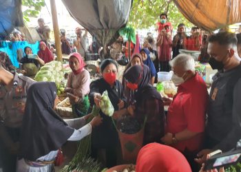 Jadi Bintang di Pasar Kebon Roek Mataram, Pedagang Teriaki Puan Maharani Presiden