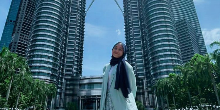 Pemudi Asal NTB Ikuti Program Menyapa Dunia di Malaysia dan Thailand