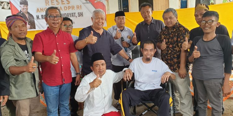 Rachmat Hidayat Siram Masyarakat Lombok Tengah dengan berbagai macam Bantuan Sosial dan Kemanusiaan.
