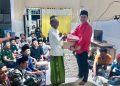 Wakil Ketua II DPC PDIP Lombok Timur, Ahmad Amrullah serahkan Bantuan Wireless dan Mic untuk Musholla Nurul Ikhlas , dusun Muhajirin, desa Tanjung Luar – Lombok Timur