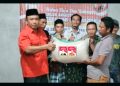 Politisi PDIP H Senirah, Berbagi kepada Warga Praya Timur Jelang Hari Raya Idul Fitri
