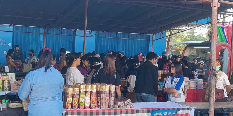 Yayasan Dharma Sevanam Gelar Bazar Sambut Hari Raya Galungan