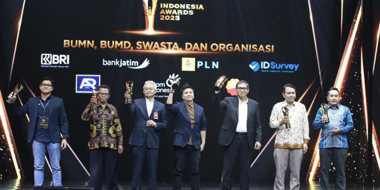 PLN Mobile Raih Penghargaan Outstanding For Integrated Initiative Di Ajang Indonesia Award 2023