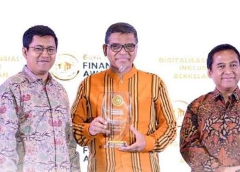 Bank NTB Syariah Raih Penghargaan The Best Performance Bank 2023