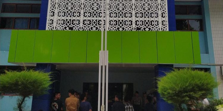 Desak Cabut Izin Distributor CV Rahmawati, Mahasiswa Kembali Menggelar Aksi Unjuk Rasa Jilid II