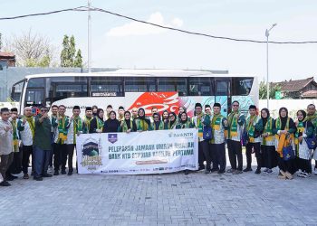 Bank NTB Syariah Berangkatkan Umrah Puluhan Pegawai Berprestasi