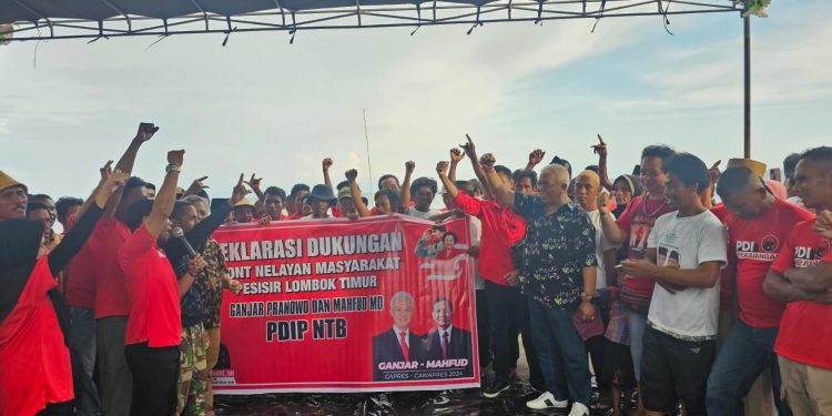 Front Nelayan dan Masyarakat Pesisir Tanjung Luar Lombok Timur deklarasi dukung dan siap Menangkan Ganjar Mahfud MD 