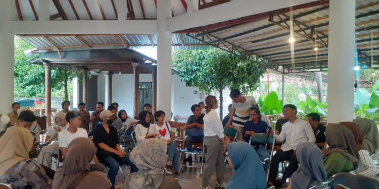 Relawan Ganjar Latih Gen Z Digitalisasi Bisnis di Mataram
