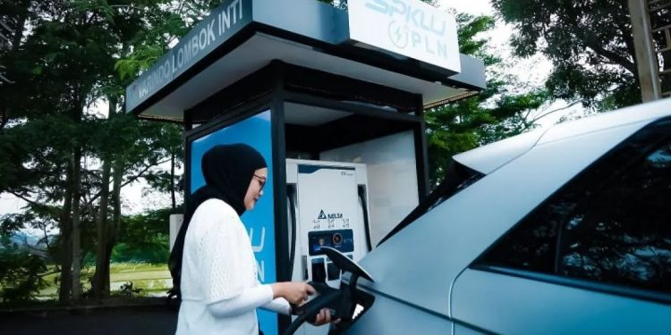 Pemakaian SPKLU PLN Melonjak 631% Indikasi Kendaraan Listrik Makin Diminati Di NTB