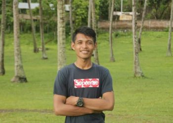 HMI Cabang Mataram aksi copot Kapolda, bendera HMI diinjak Oknum Polisi