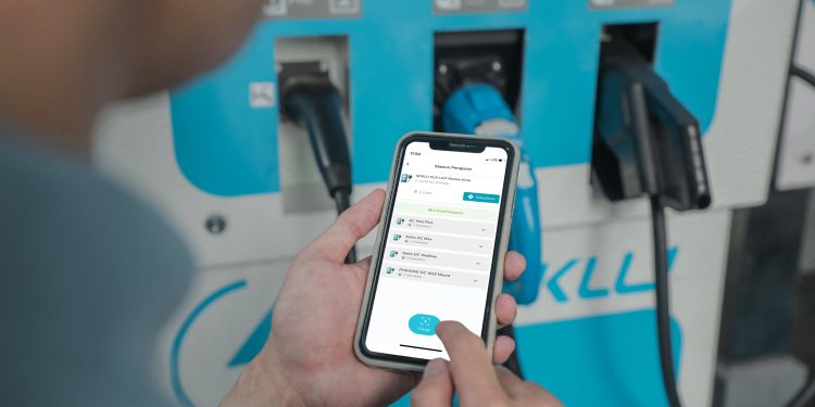 SPKLU PLN Sukses Layani Arus Mudik Lebaran, Penggunaan Naik 5 Kali Lipat!
