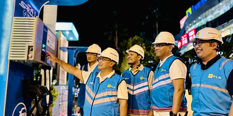 Pantau Kesiapan SPKLU, PLN Siap layani Pemudik Kendaraan Listrik