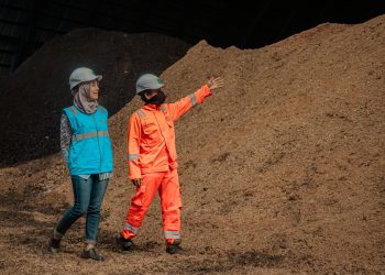 Wujud Komitmen Transisi Energi, PLN dan Bank Indonesia NTB Teken MoU Pemanfaatan LRUK Sebagai Bahan Co-Firing PLTU