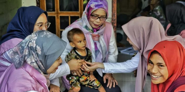 Bulan Pertama, Program TJSL PLN NTB Telah Entaskan 63,7% Kasus Stunting