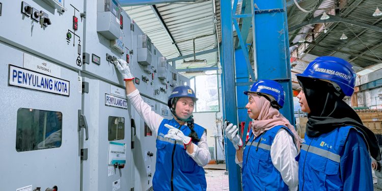 Kiprah Para Srikandi PLN, Dibalik Keandalan Listrik Kunjungan Kerja Presiden RI di Provinsi NTB