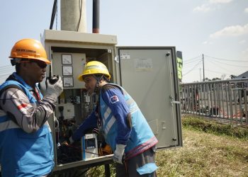 Race Day 1 MXGP Berjalan Sengit, Listrik Tanpa Kedip