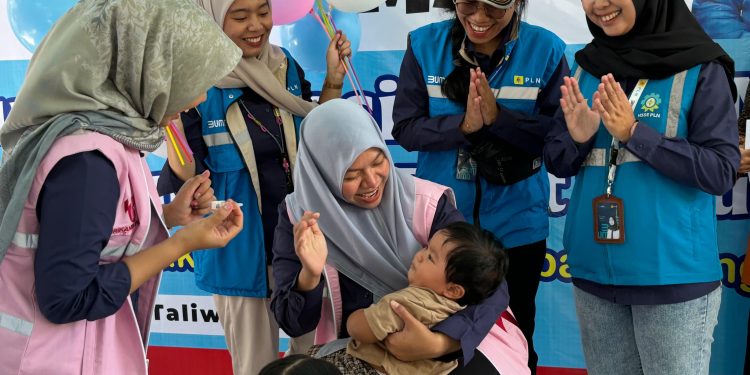 Peringati Hari Anak Nasional, PLN Berpartisipasi dalam Pekan Imunisasi Nasional Polio