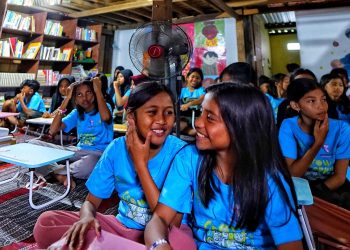 Hari Anak Nasional: Srikandi PLN UIW NTB Gelar Edukasi di Eco School Nusantara