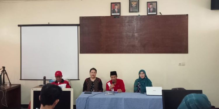 Dua Doktor Muda FKIP UNRAM Alumni Australia Sosialisasikan Pendidikan Abad 21 di MAN Lombok Barat