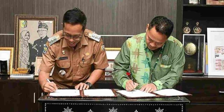 Optimalisasi Pengelolaan Keuangan Daerah, Pemda Lotim Teken Kerjasama dengan Bank NTB Syariah