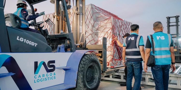 Kargo Logistik MotoGP Mandalika Telah Tiba di Bandara Lombok