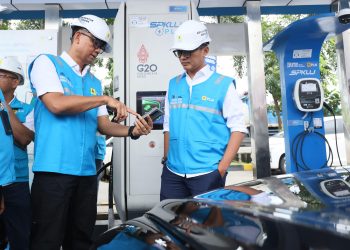 Wamen BUMN Cek Langsung Kesiapan SPKLU PLN Layani Kebutuhan Nataru