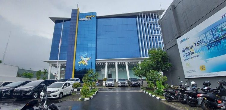 PHK Belasan Security Diduga Ada Permainan, Pihak Bank Mandiri Menolak Saat Dikonfirmasi