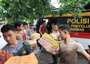 Polres Loteng Berikan Bansos dan Layanan Kesehatan bagi Warga Terdampak Banjir di Pujut