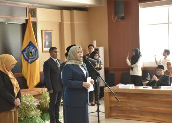 Lantik Pejabat Fungsional, Wagub NTB Ummi Dinda Tekankan Pentingnya Menjaga Hubungan Baik dan Komunikasi