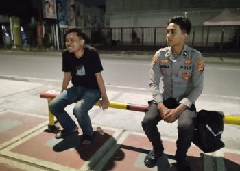 Anak Muda Nongkrong Bawa Sajam, Polisi Bergerak Cepat Amankan Situasi