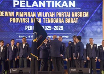 Ketua DPW Nasdem NTB Mori Hanafi Resmi Dilantik, Miq Iqbal Berpesan Agar Solidaritas Tetap Terjaga Untuk Kemajuan NTB