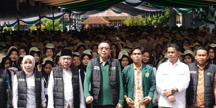 UNW Mataram Sambut Mahasiswa Baru Lewat PKKMB 2025 Bertema “Aksara Muda UNW Mataram”
