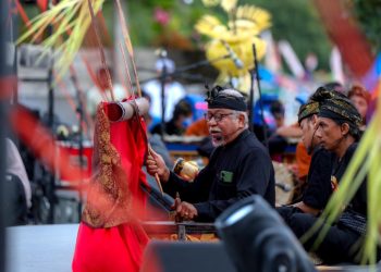 Gelar Wastra Senggigi, Dekranasda NTB Tampilkan Kekayaan Tenun Dua Pulau