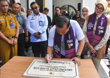 Gubernur NTB Resmikan Gedung PLUT-KUMKM