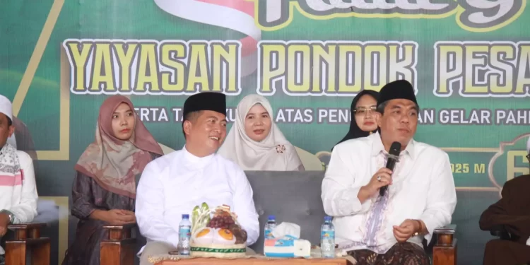 Gubernur Iqbal Hadiri Haul ke-64 Ponpes Qamarul Huda Bagu