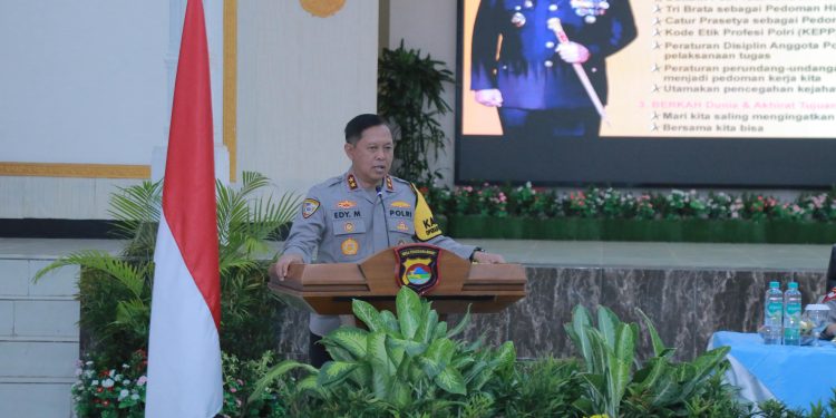 Kapolda NTB Sampaikan Commander Wish, Tekankan Pengabdian dan Kepercayaan Publik