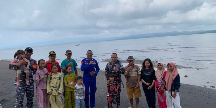 Kerja Bakti Bersama Bersihkan TPU dan Pantai Calabai, Warga Beri Apresiasi Positif