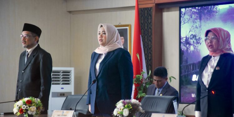 Rapat Paripurna DPRD, Bahas Raperda Prakasa Gubernur NTB Tentang Pajak Daerah dan Retribusi daerah
