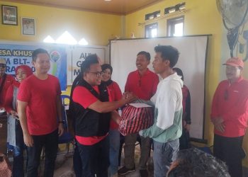 Peduli Korban Kebakaran, PDI Perjuangan NTB Salurkan Bantuan dan Dorong Kolaborasi Anggaran