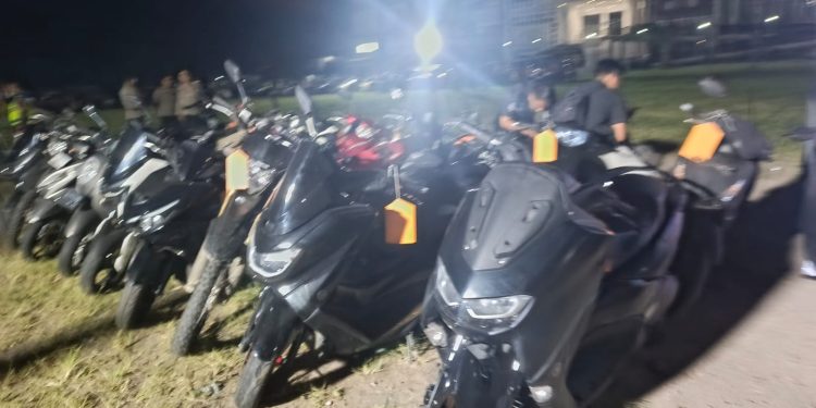 Betabeq Sambut Pocari Run, Budaya Sasak Menguatkan Sport Tourism NTB