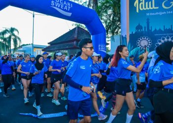 Sekda NTB Lepas 550 Runners pada Road to Mataram Menuju Pocari Sweat Run Lombok 2026