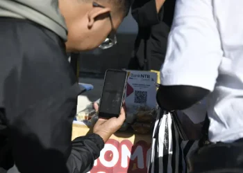 Wisatawan asing kini bisa bayar pakai QRIS lewat Bank NTB Syariah