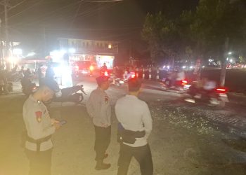 Patroli Presisi Rinjani Ditpolairud Polda NTB Bantu Pengendara yang Mengalami Kendala Mesin di Mataram