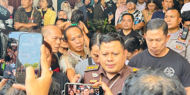 Terbukti Bunuh Vira, Terdakwa Radiet Divonis 6 Tahun, Ibu Korban Histeris Tak Terima